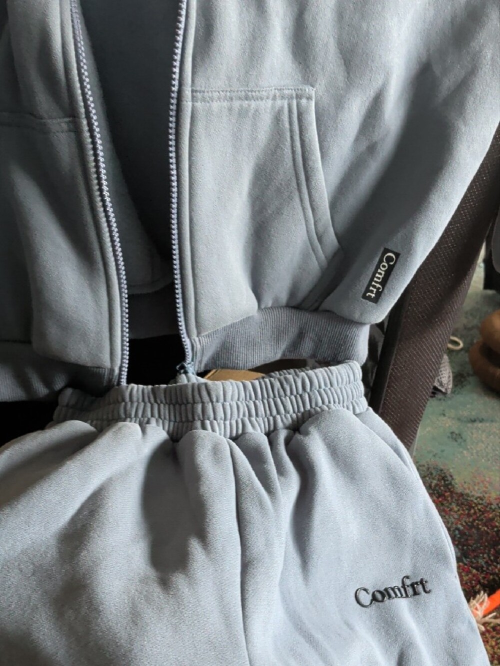 Comfrt Kids Matching Set in Light Blue Zip Up Hoodie And Joggers - Kid Size L - Picture 4 of 9